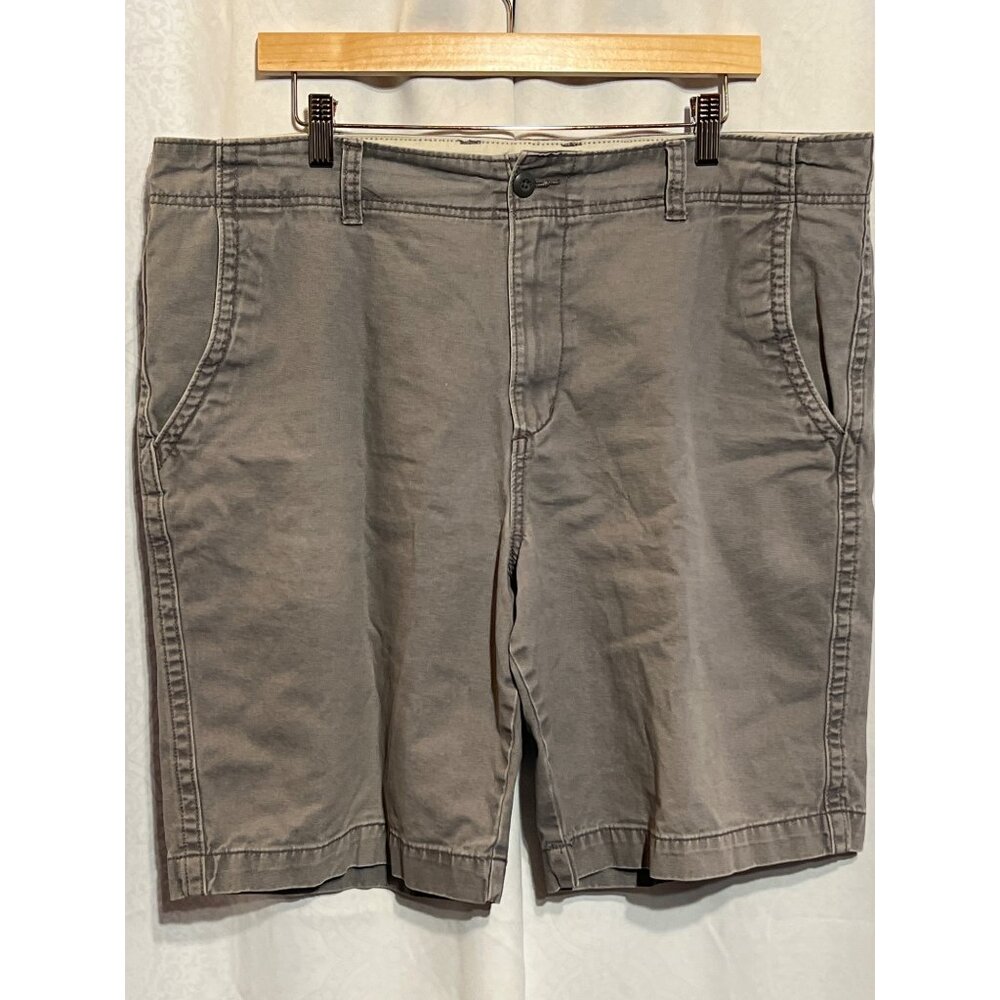 Old Navy Broken IN Mens Classic Fit Gray Chino Shorts Size 38